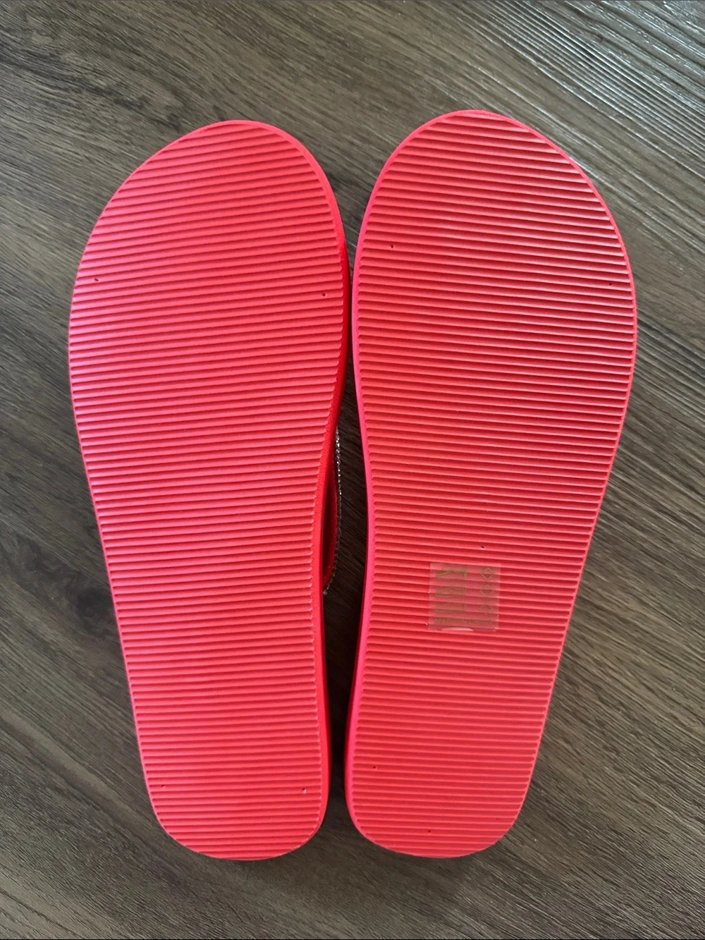Red Rhinestone Strap Women's Flip Flop Sandals